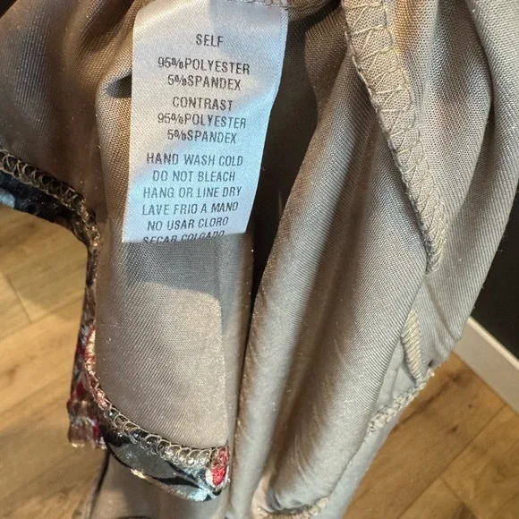 Easel Los Angeles Velvet Floral Kimono Cardigan – Size Small - Picture 10 of 10